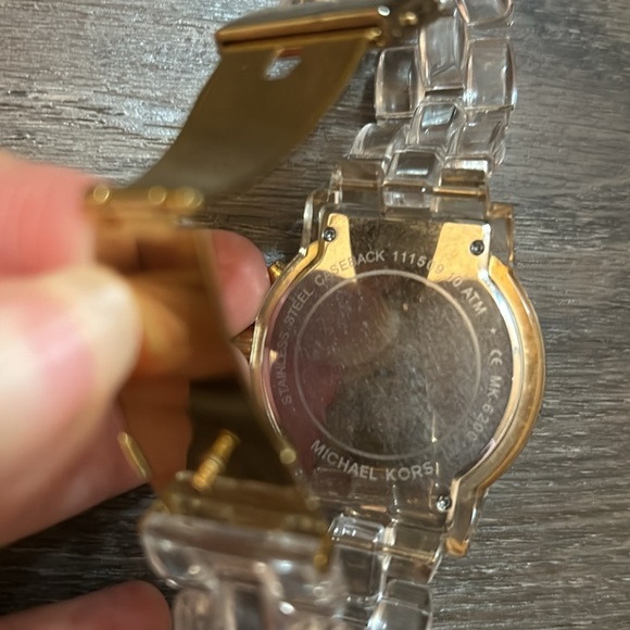 Michael Kors Watch, Model 6200 - Picture 3 of 6